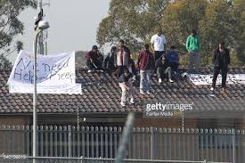 Protestors at Villawood - normally dressed like Sirul